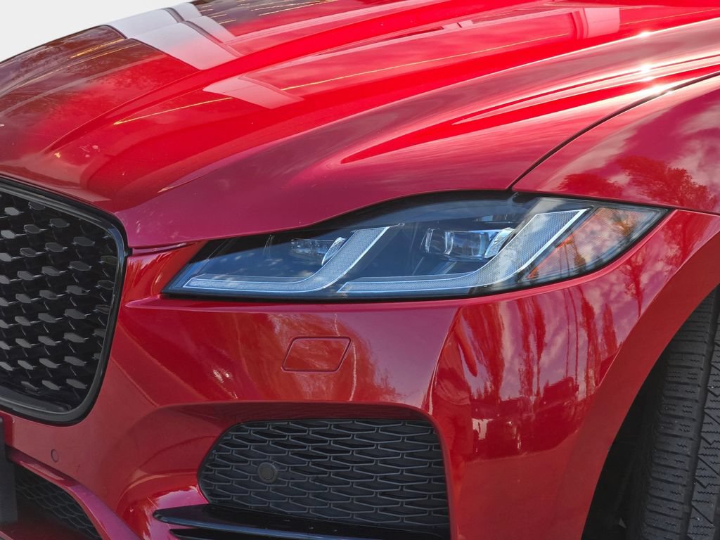 Used 2022 Jaguar F-PACE S AWD/4WD image 36