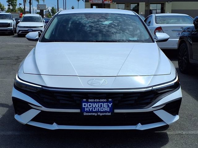 New 2026 Hyundai Elantra Hybrid FWD image 2