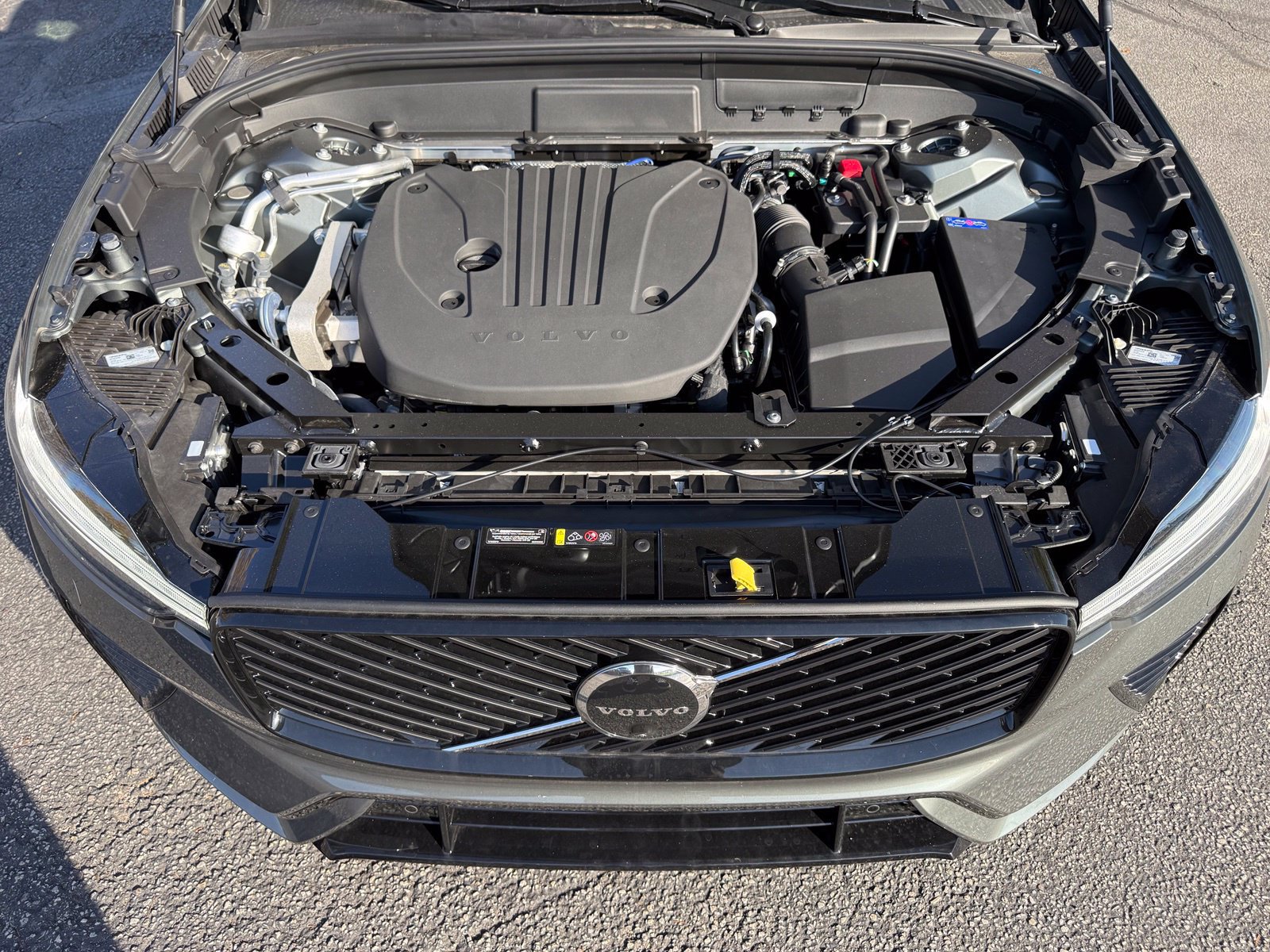 New 2027 Volvo XC60 B5 Plus AWD/4WD image 45