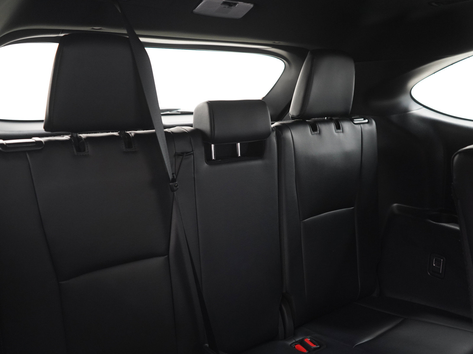 Used 2025 Toyota Highlander XSE AWD/4WD image 12