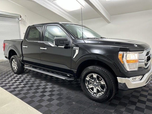 New 2023 Ford F150 XLT w/ Equipment Group 301A Mid