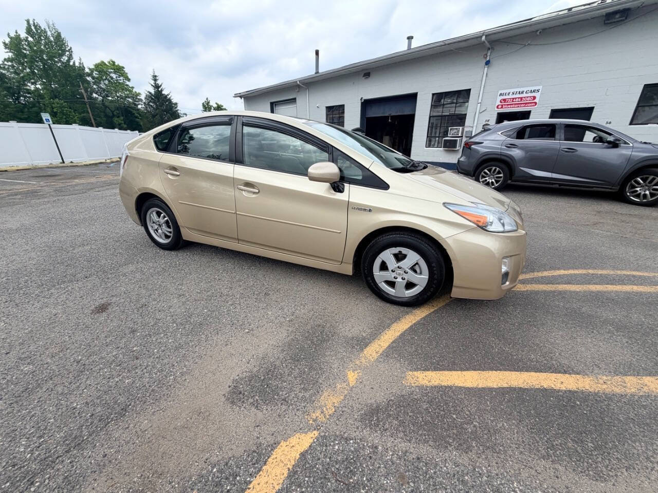 Used 2011 Toyota Prius Three FWD image 20