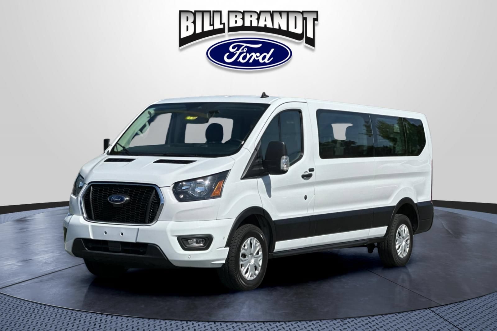 Used 2023 Ford Transit 350 XLT RWD image 7