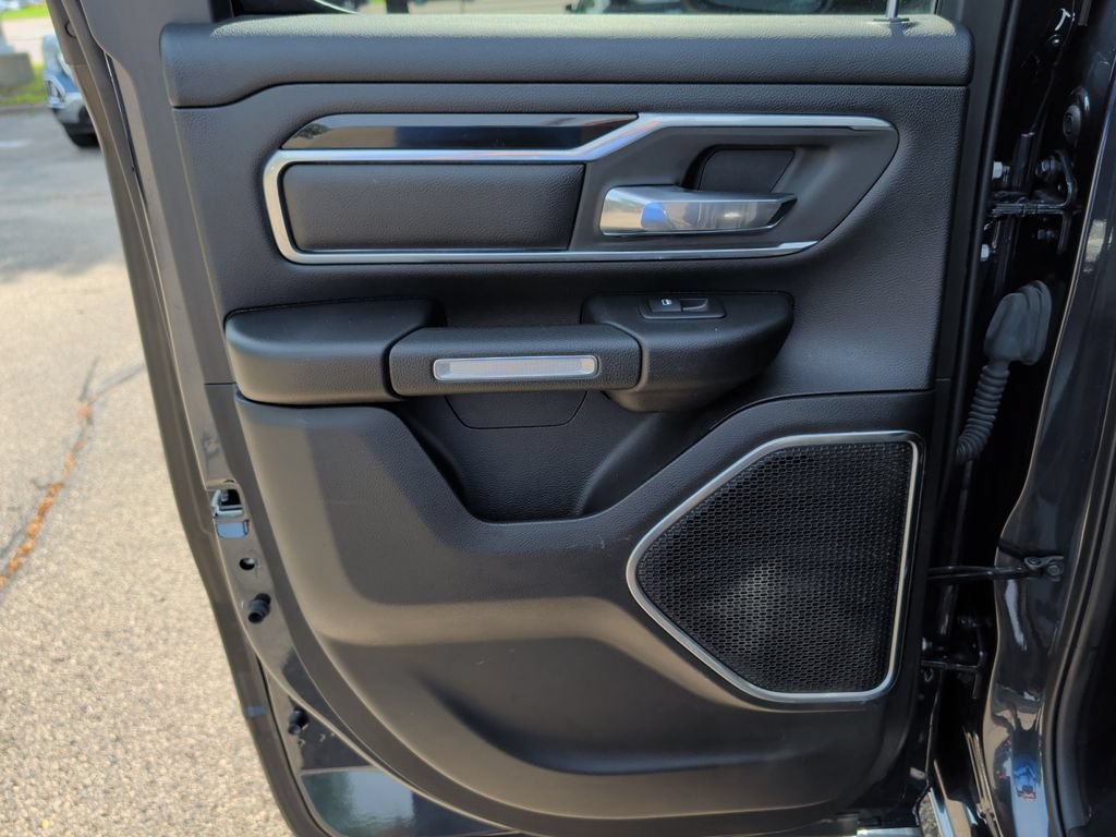 Used 2019 RAM 1500 Laramie w/ Sport Appearance Package AWD/4WD image 30