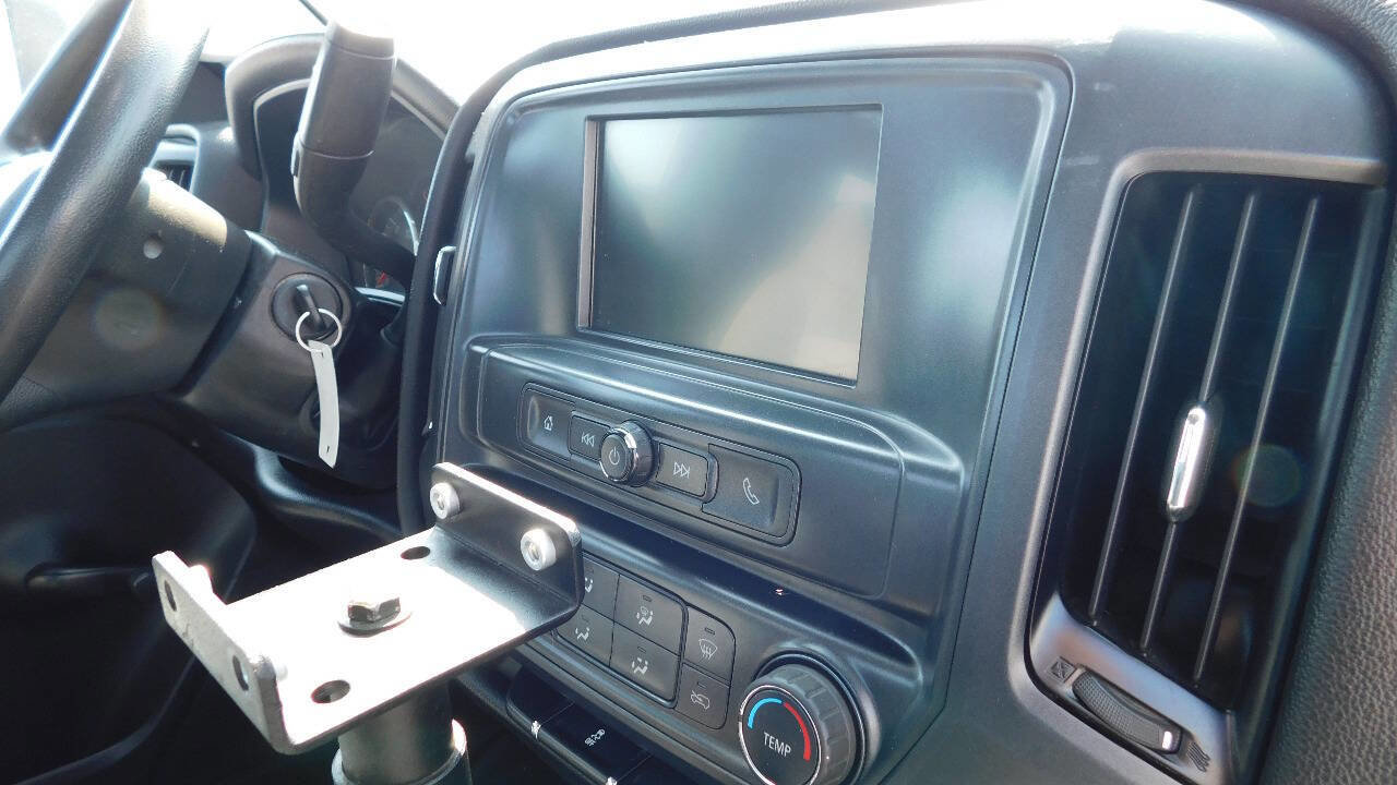 Used 2018 Chevrolet Silverado 2500 W/T image 31