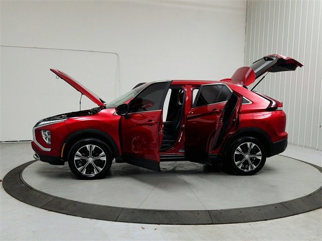 Used 2022 Mitsubishi Eclipse Cross SE image 12