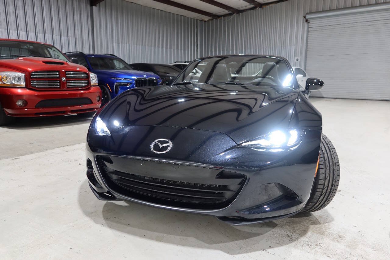 Used 2025 MAZDA MX-5 Miata RF Club RWD image 44