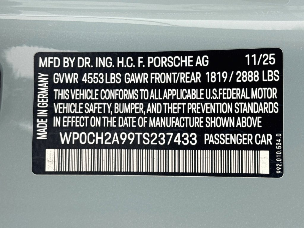 Used 2026 Porsche 911 Carrera 4S AWD/4WD image 34