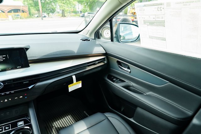 New 2025 Nissan Murano SL image 9