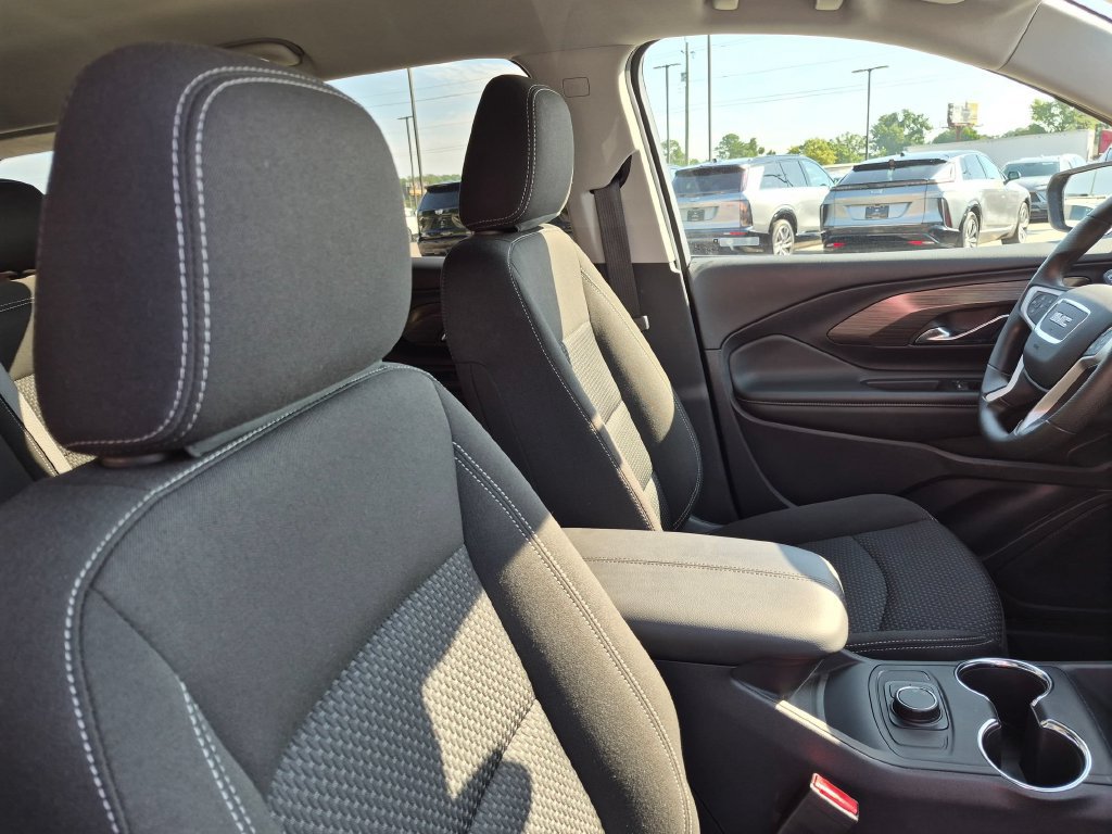 Used 2024 GMC Terrain SLE w/ Elevation Edition FWD image 27