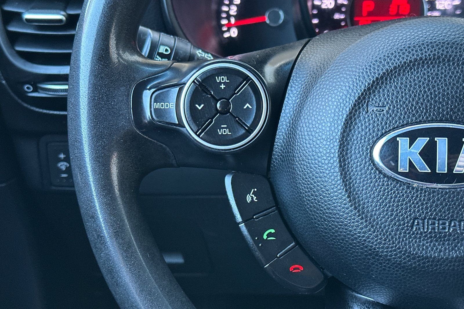 Used 2016 Kia Soul FWD image 24