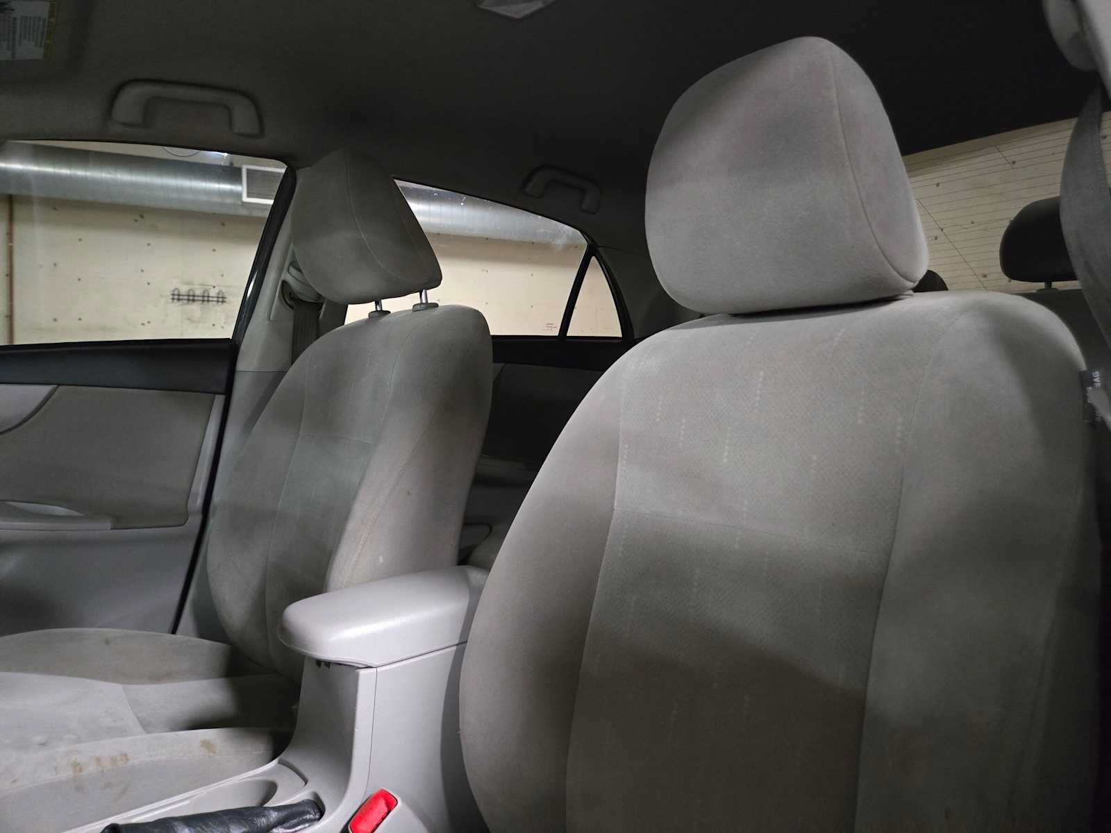 Used 2013 Toyota Corolla L FWD image 19