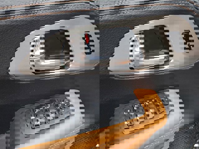 New 2026 Chrysler Pacifica Pinnacle image 11