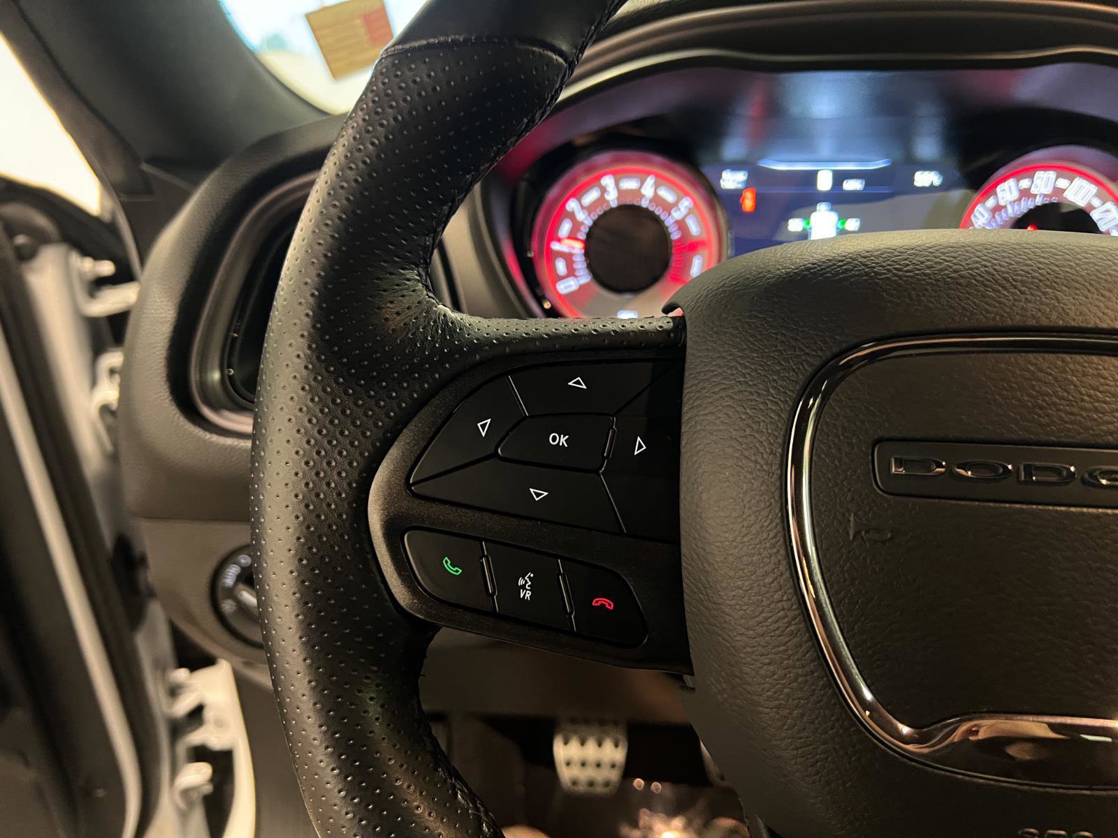 Used 2023 Dodge Challenger R/T w/ T/A Package image 13