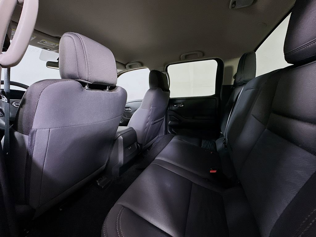 Used 2023 Nissan Frontier SV RWD image 13