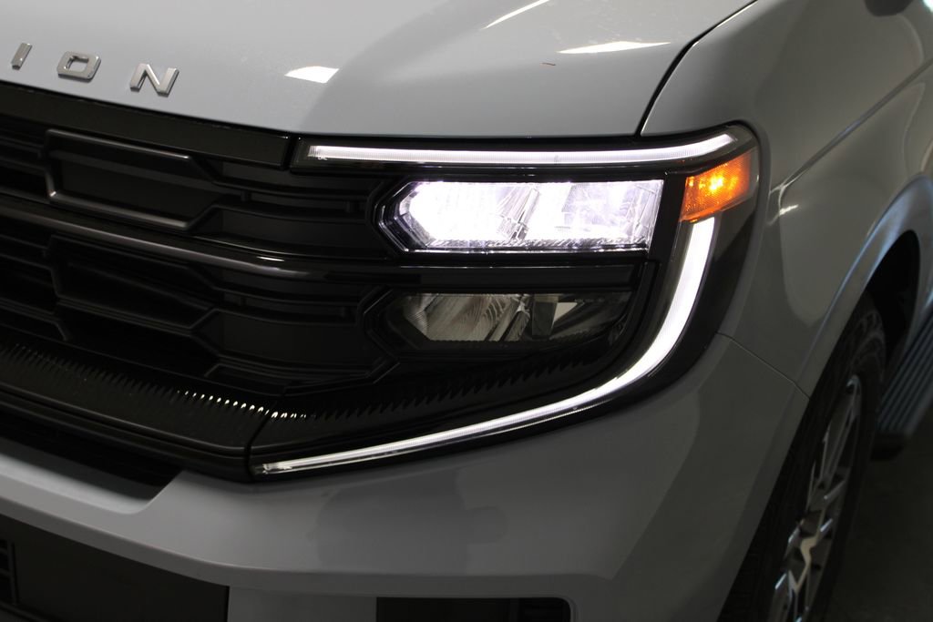 New 2026 Ford Expedition Active image 55