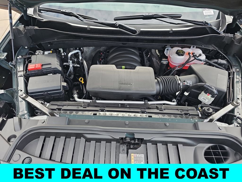 New 2026 Chevrolet Silverado 1500 ZR2 w/ Dark Appearance Package image 32