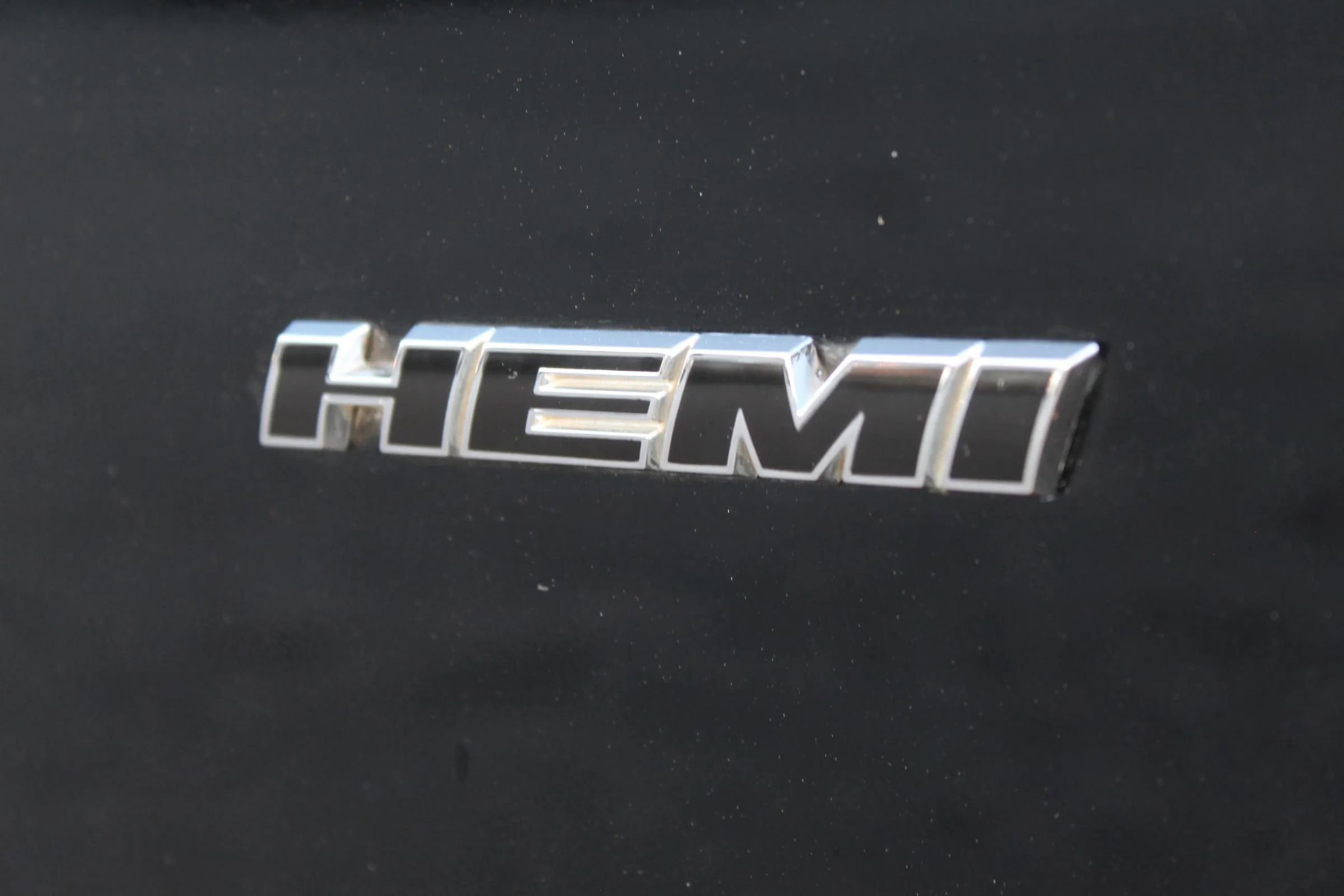 Used 2015 Dodge Challenger R/T Plus RWD image 10