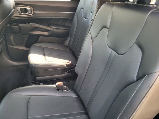 Used 2021 Kia Sorento SX image 13