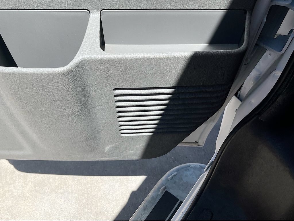 Used 2025 GMC Savana 2500 w/ Driver Convenience Package RWD image 18
