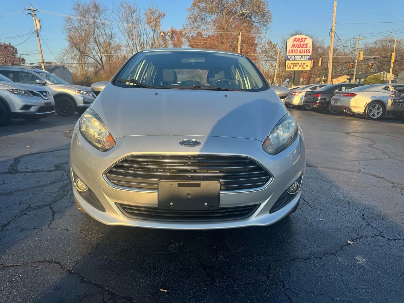 Used 2016 Ford Fiesta SE w/ Equipment Group 201A image 9