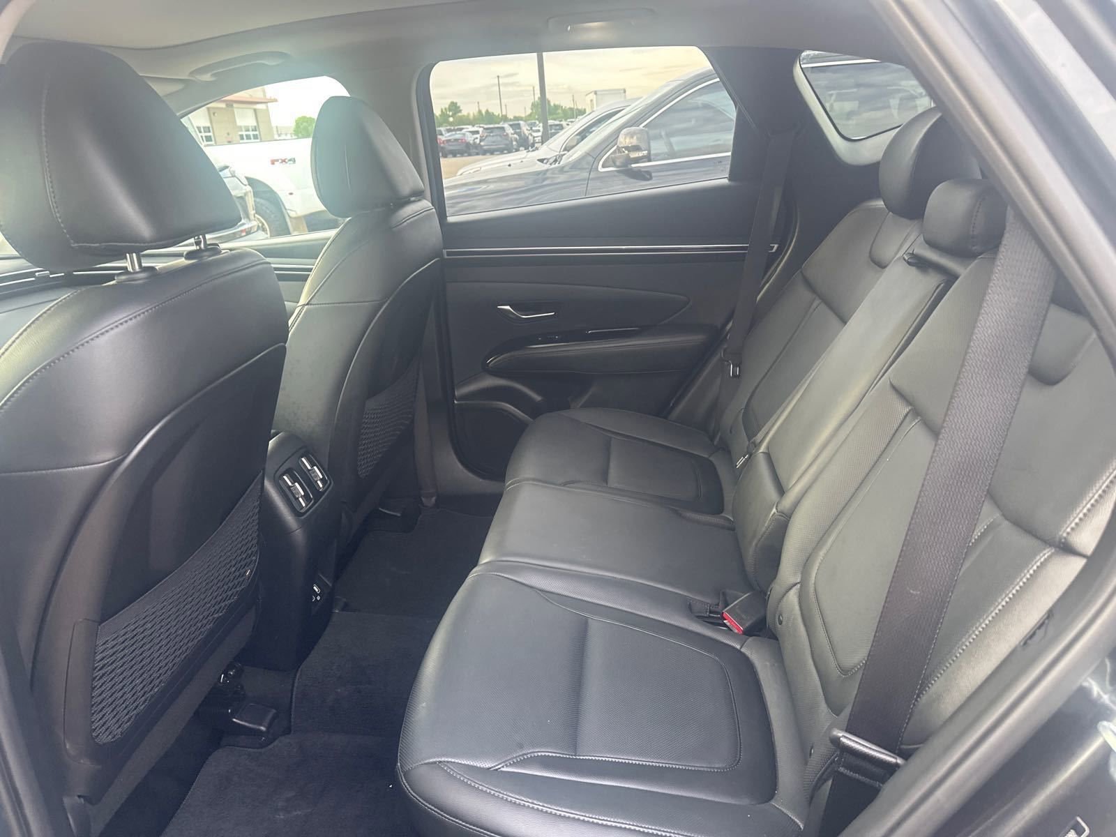 Used 2023 Hyundai Tucson Limited image 7