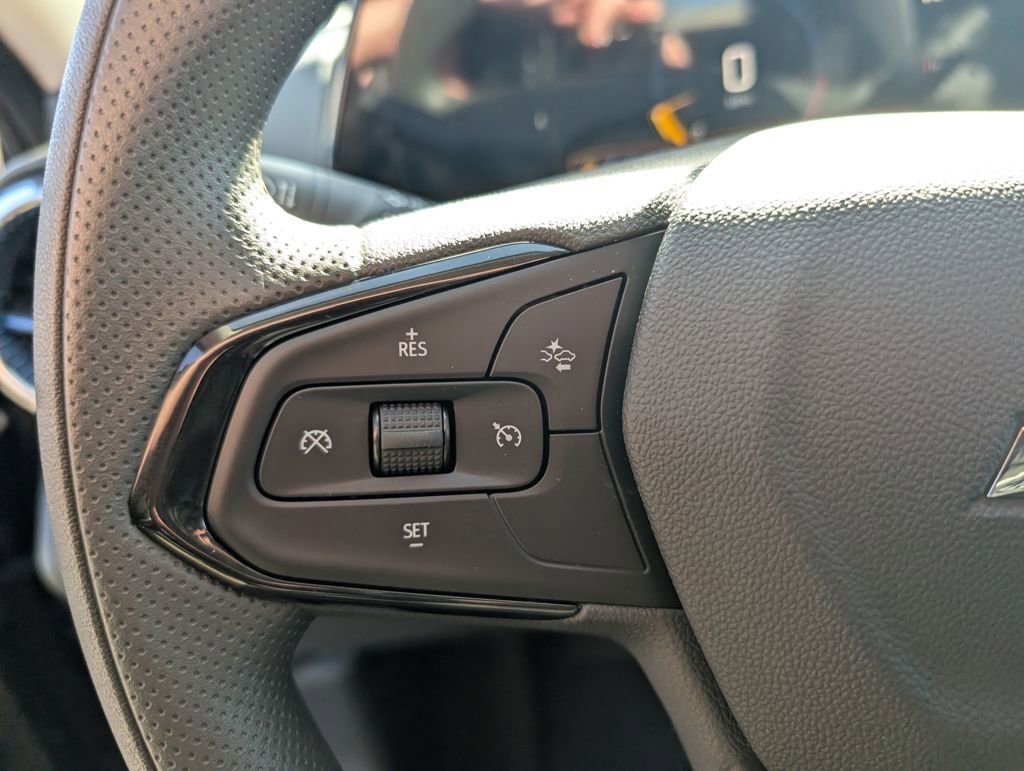 New 2026 Chevrolet Trax LT image 17