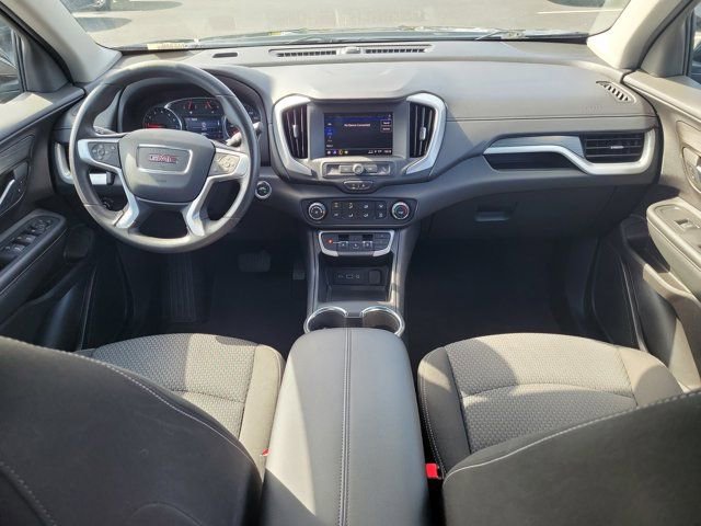 Used 2024 GMC Terrain SLE FWD image 2