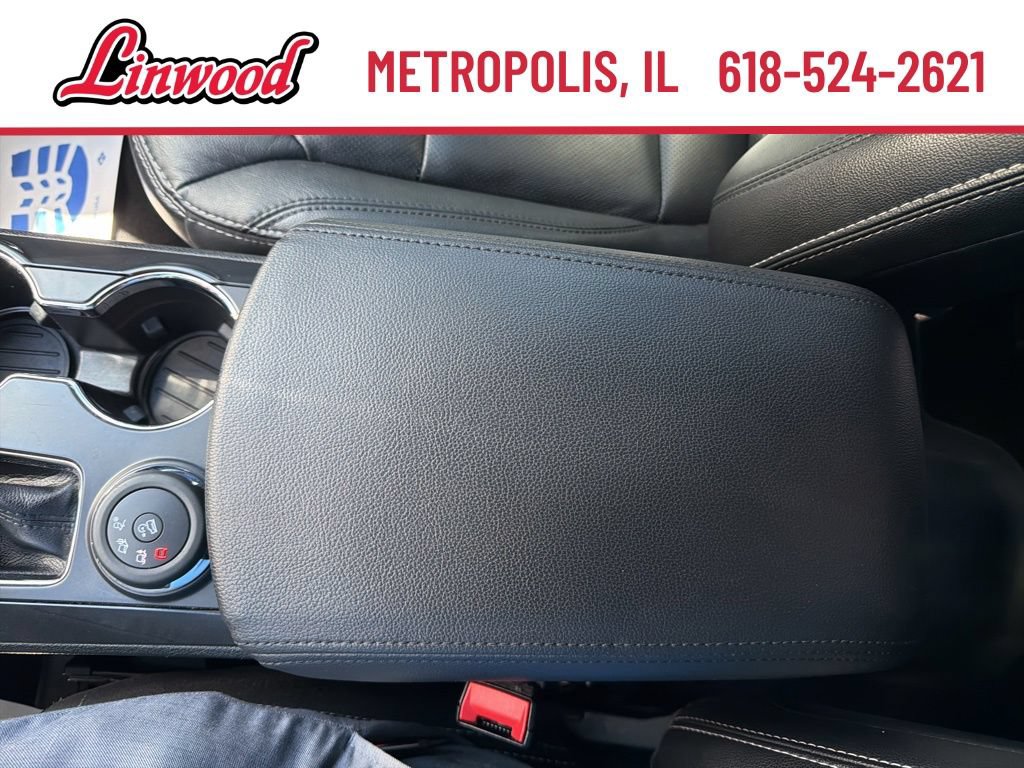 Used 2019 Ford Explorer Limited w/ Ford Safe & Smart Package AWD/4WD image 21