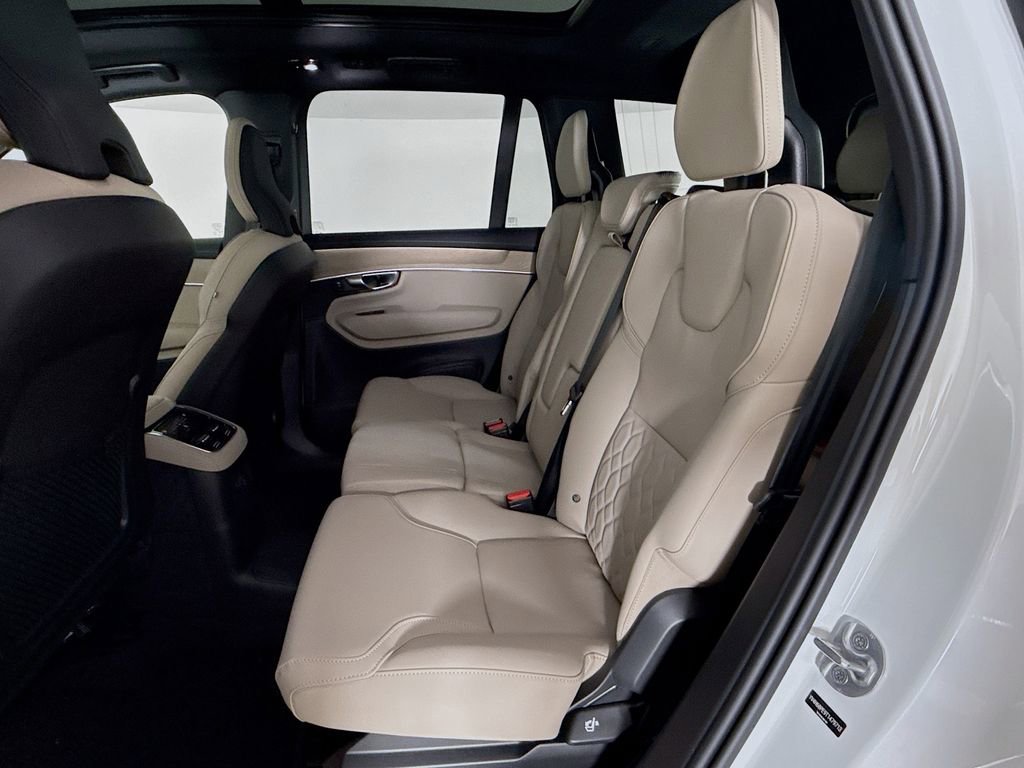 New 2026 Volvo XC90 T8 Plus w/ Protection Package Premier image 25
