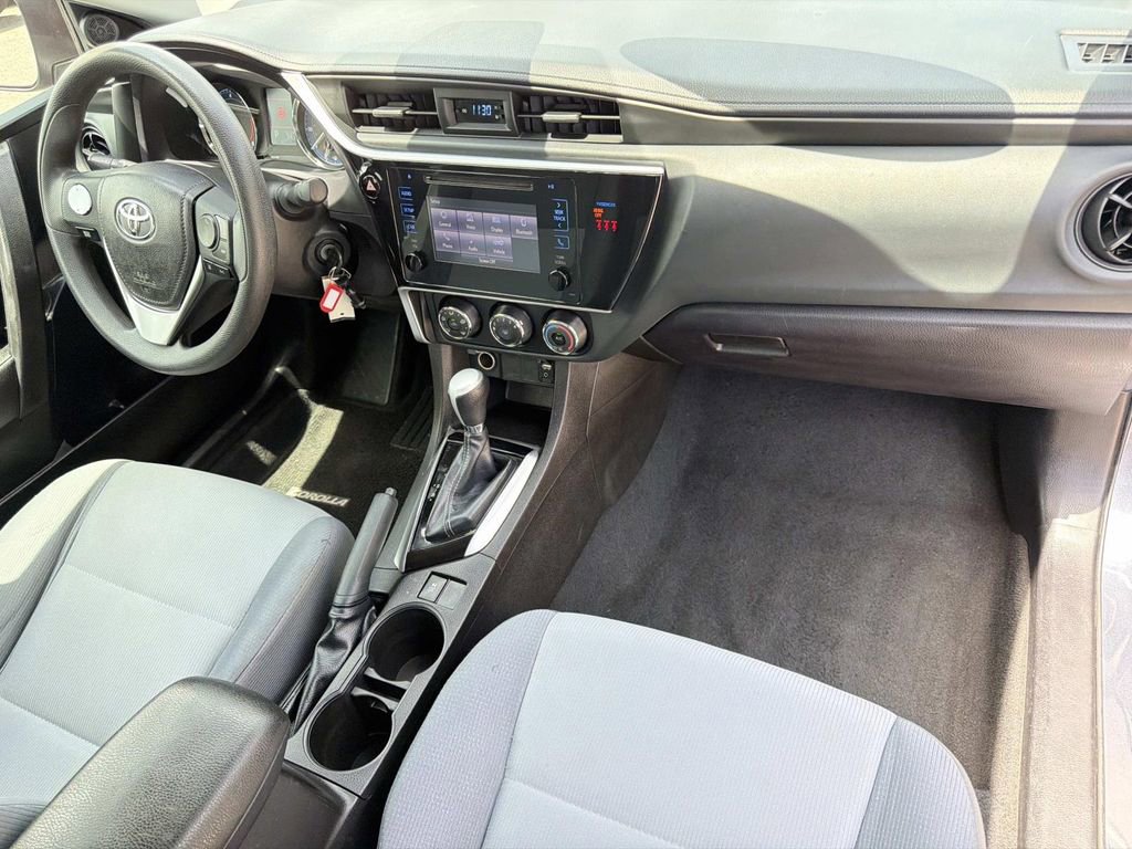 Used 2019 Toyota Corolla L FWD image 12