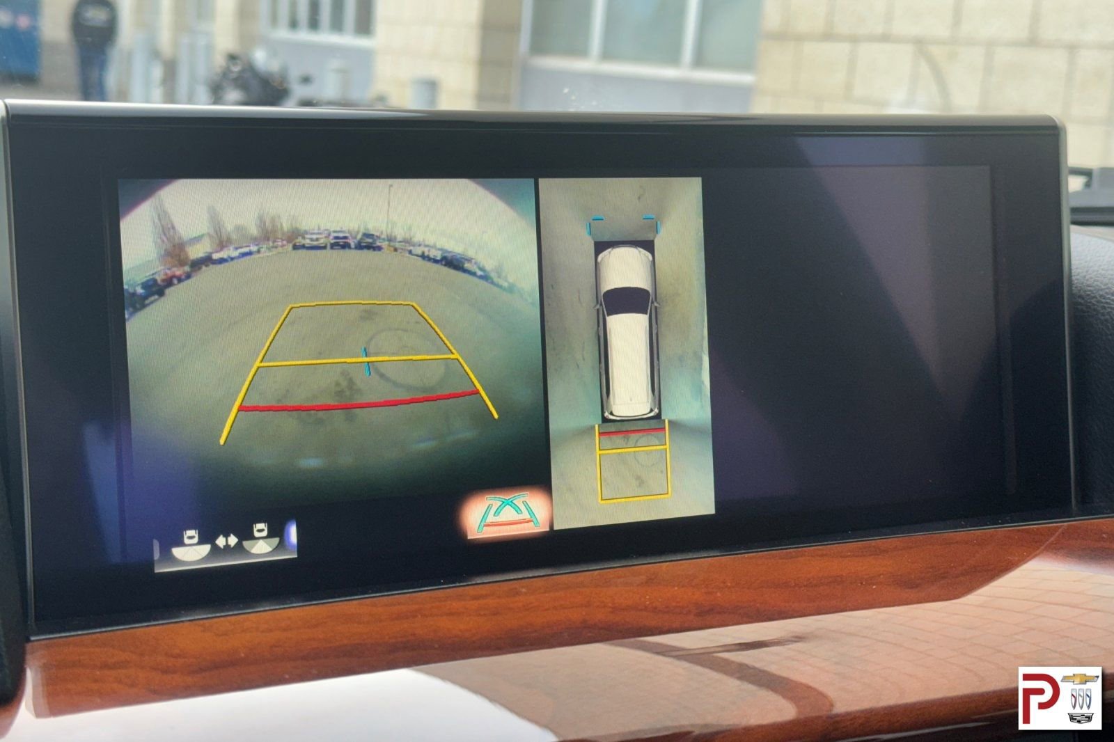 Used 2019 Lexus LX 570 4WD w/ Luxury Package image 27