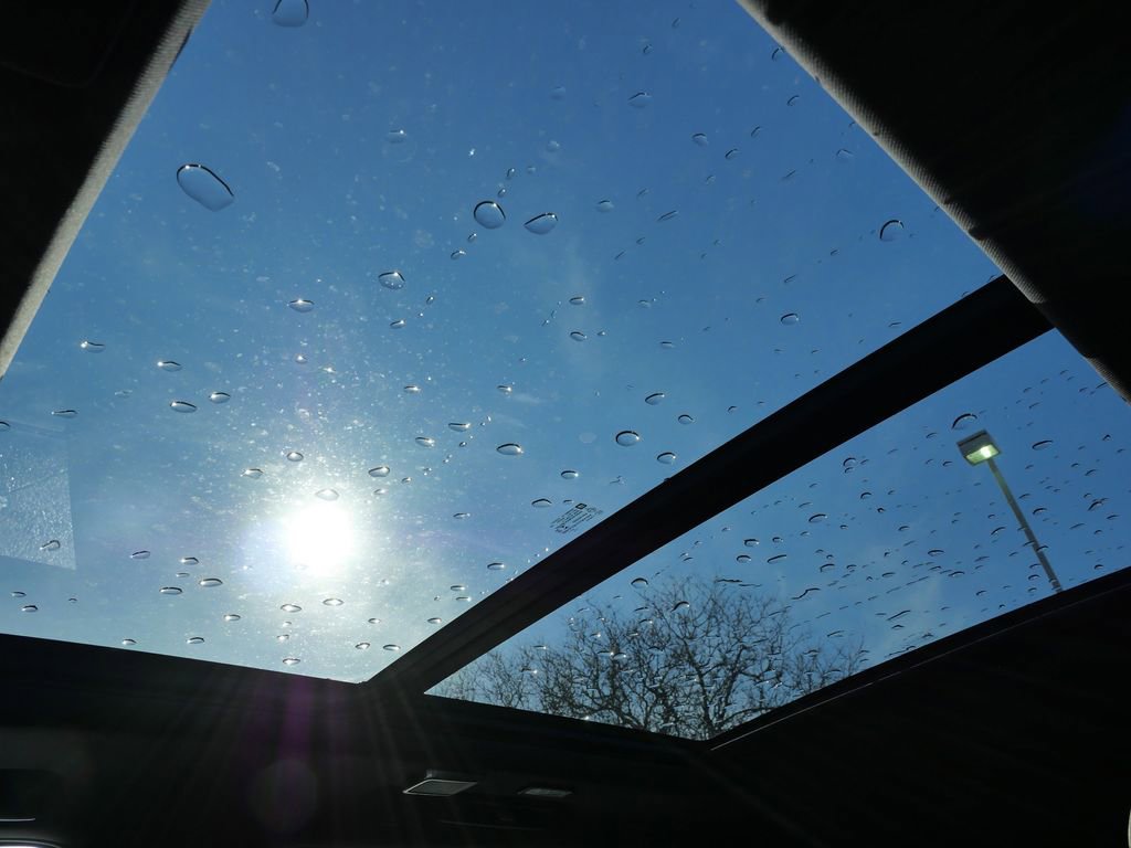 Used 2022 Cadillac Escalade ESV Sport w/ Touring Package image 52