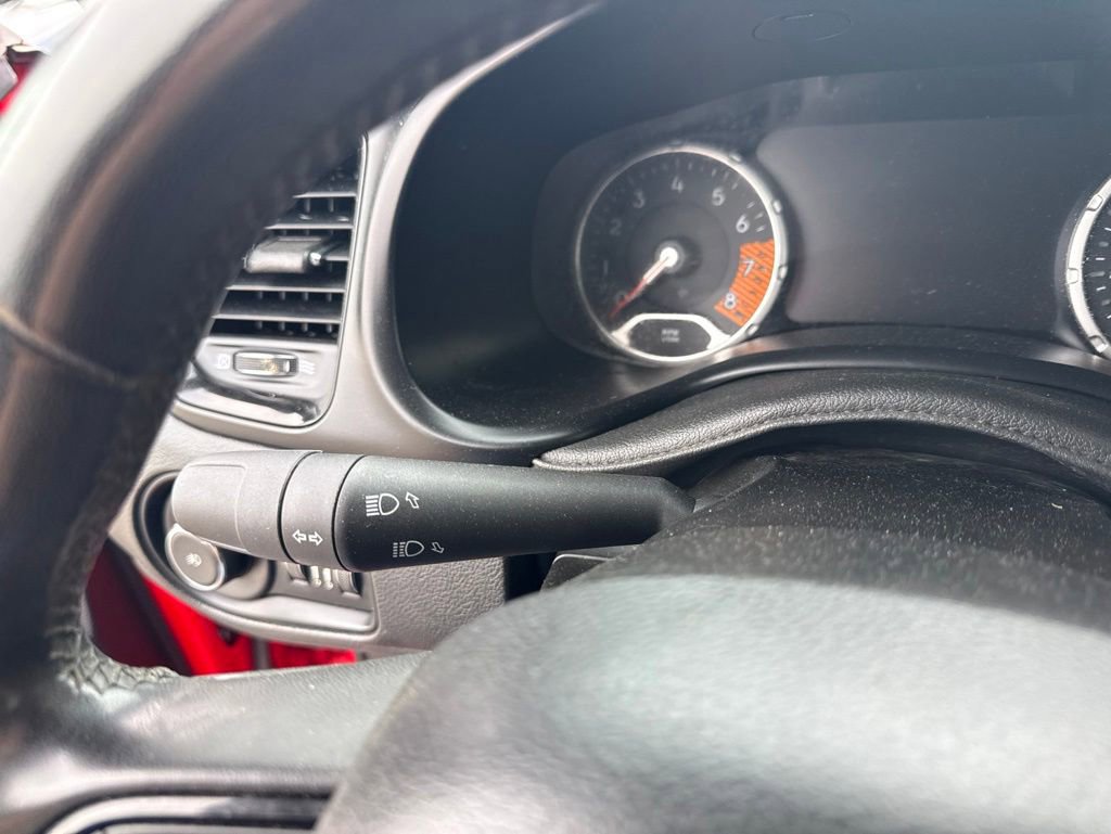 Used 2022 Jeep Renegade Altitude AWD/4WD image 14