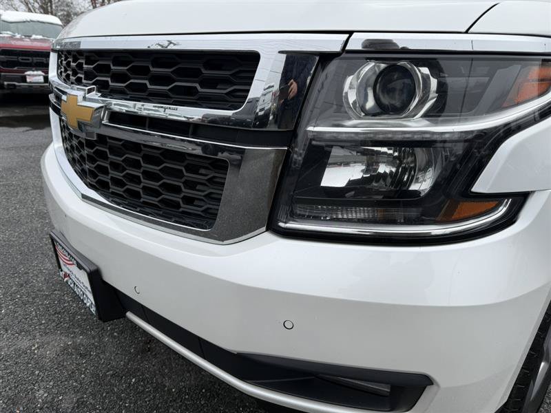 Used 2018 Chevrolet Tahoe LT w/ Luxury Package AWD/4WD image 32