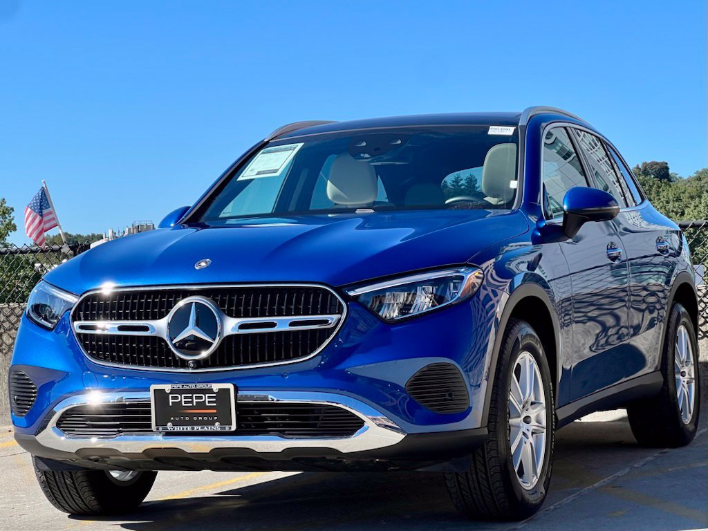 Certified 2026 Mercedes-Benz GLC 300 4MATIC image 4