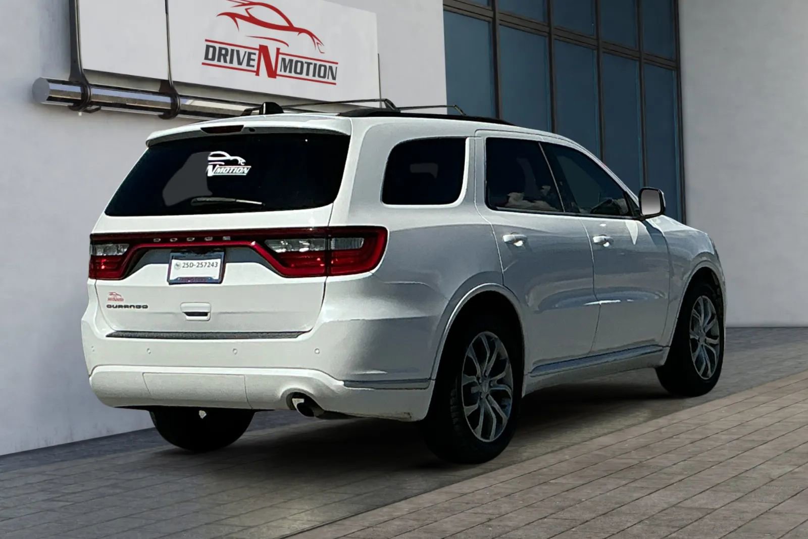 Used 2018 Dodge Durango SXT w/ Quick Order Package 2BB image 4