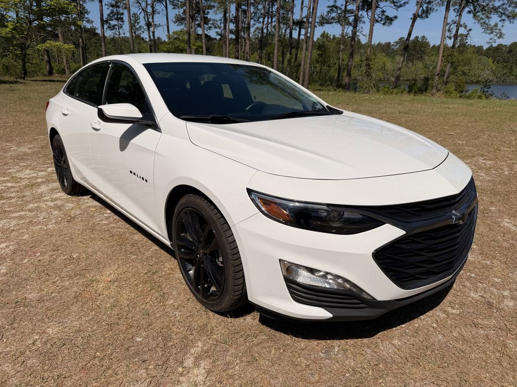 Used 2024 Chevrolet Malibu LT w/ Sport Edition FWD image 7