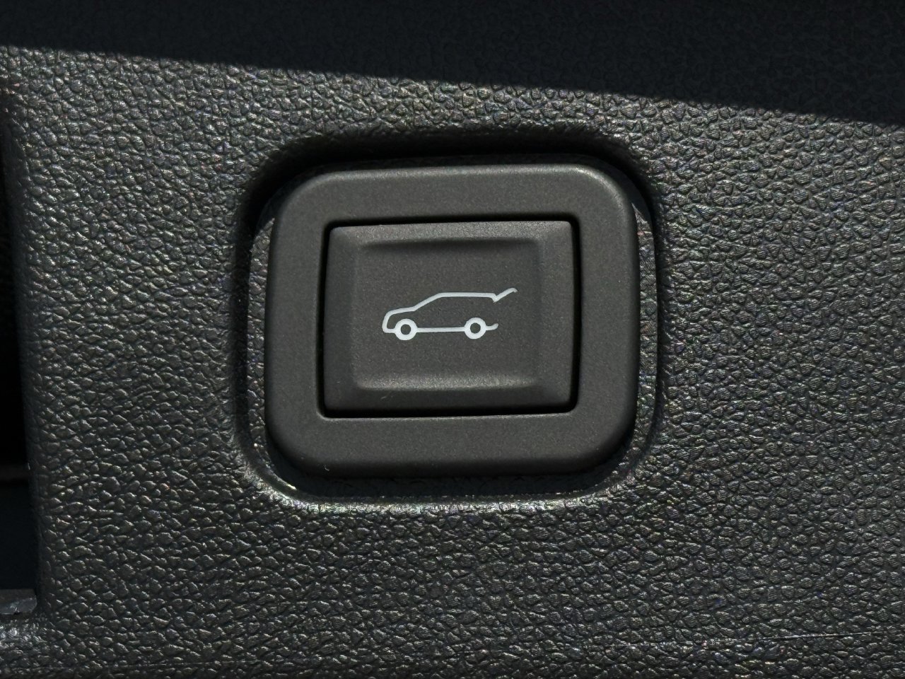 New 2026 Chevrolet Blazer EV LT w/ Super Cruise Package FWD image 29