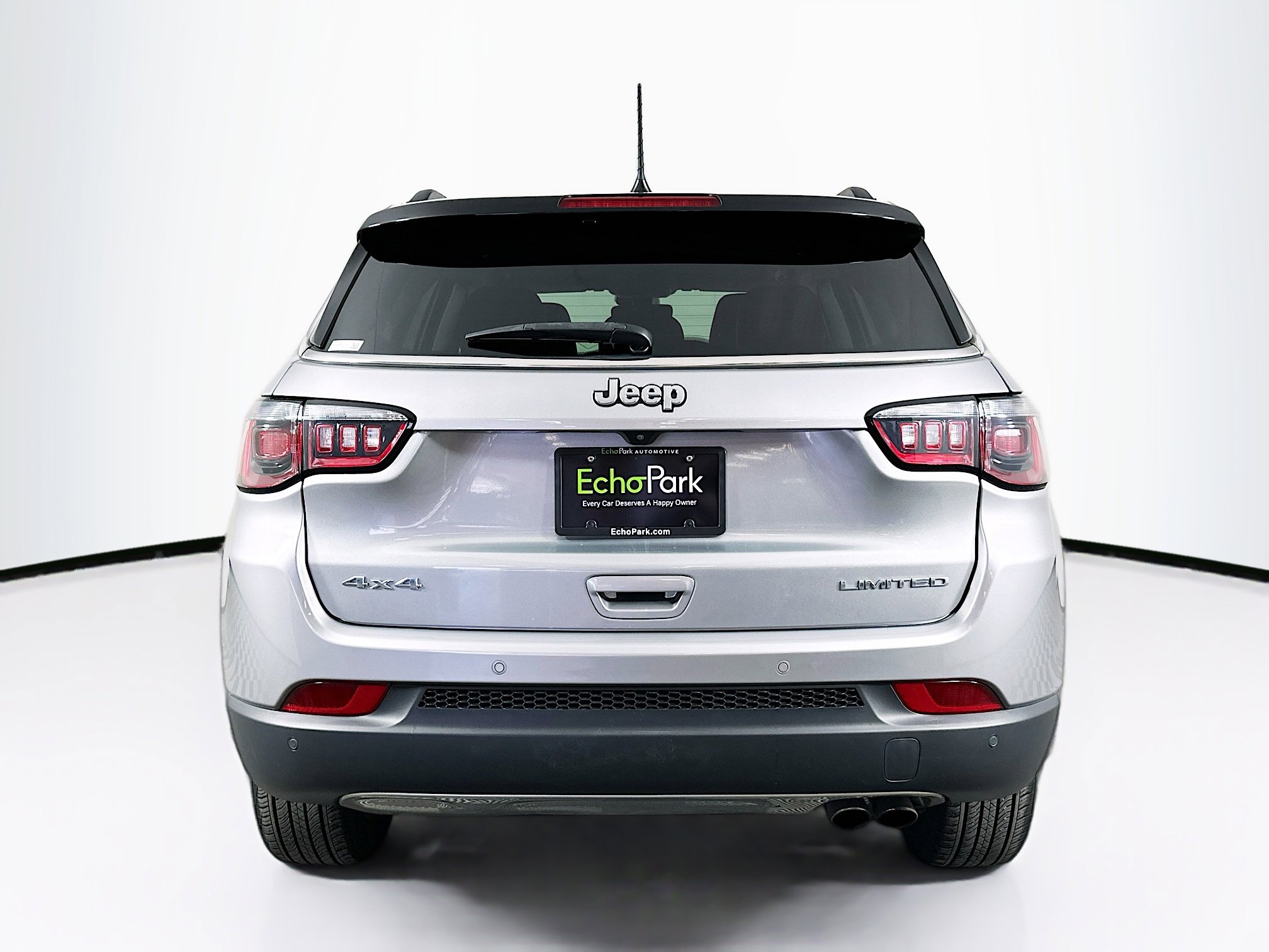 Used 2022 Jeep Compass Limited image 7