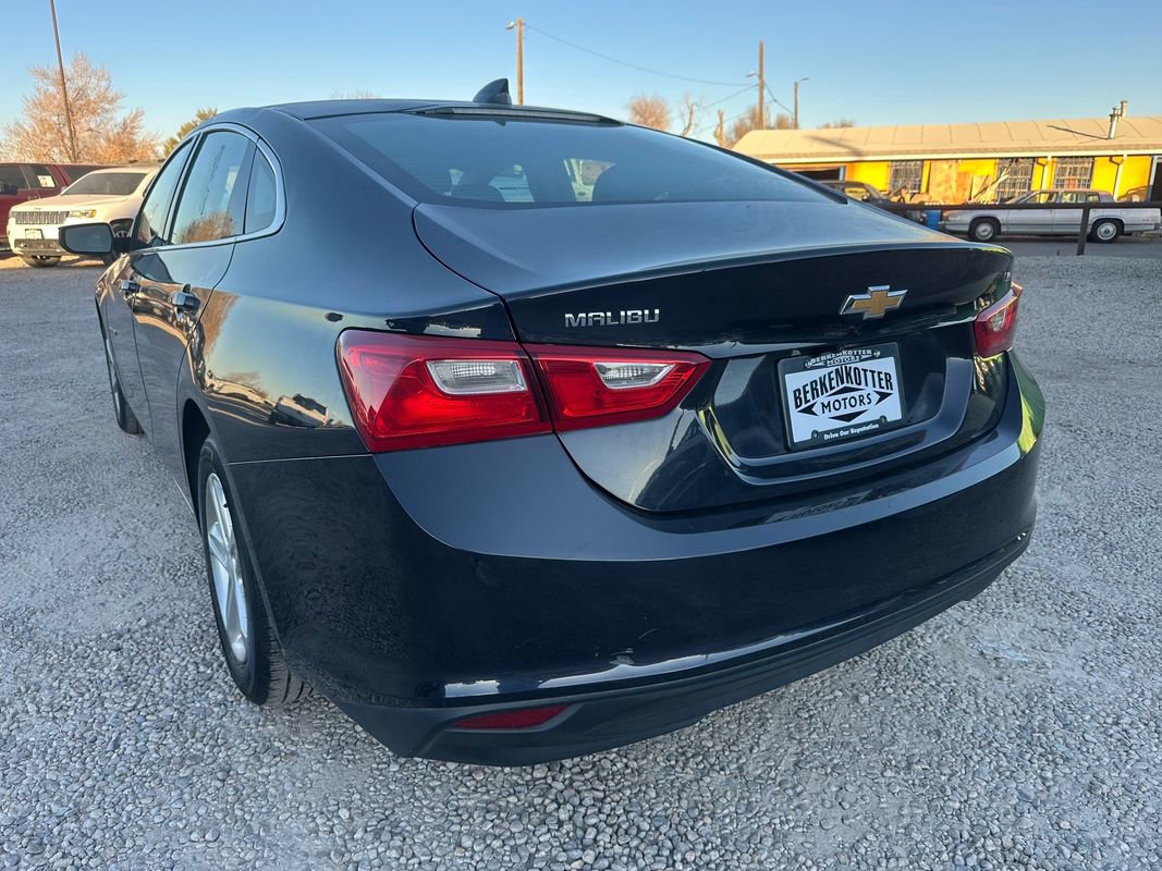 Used 2023 Chevrolet Malibu LT image 9