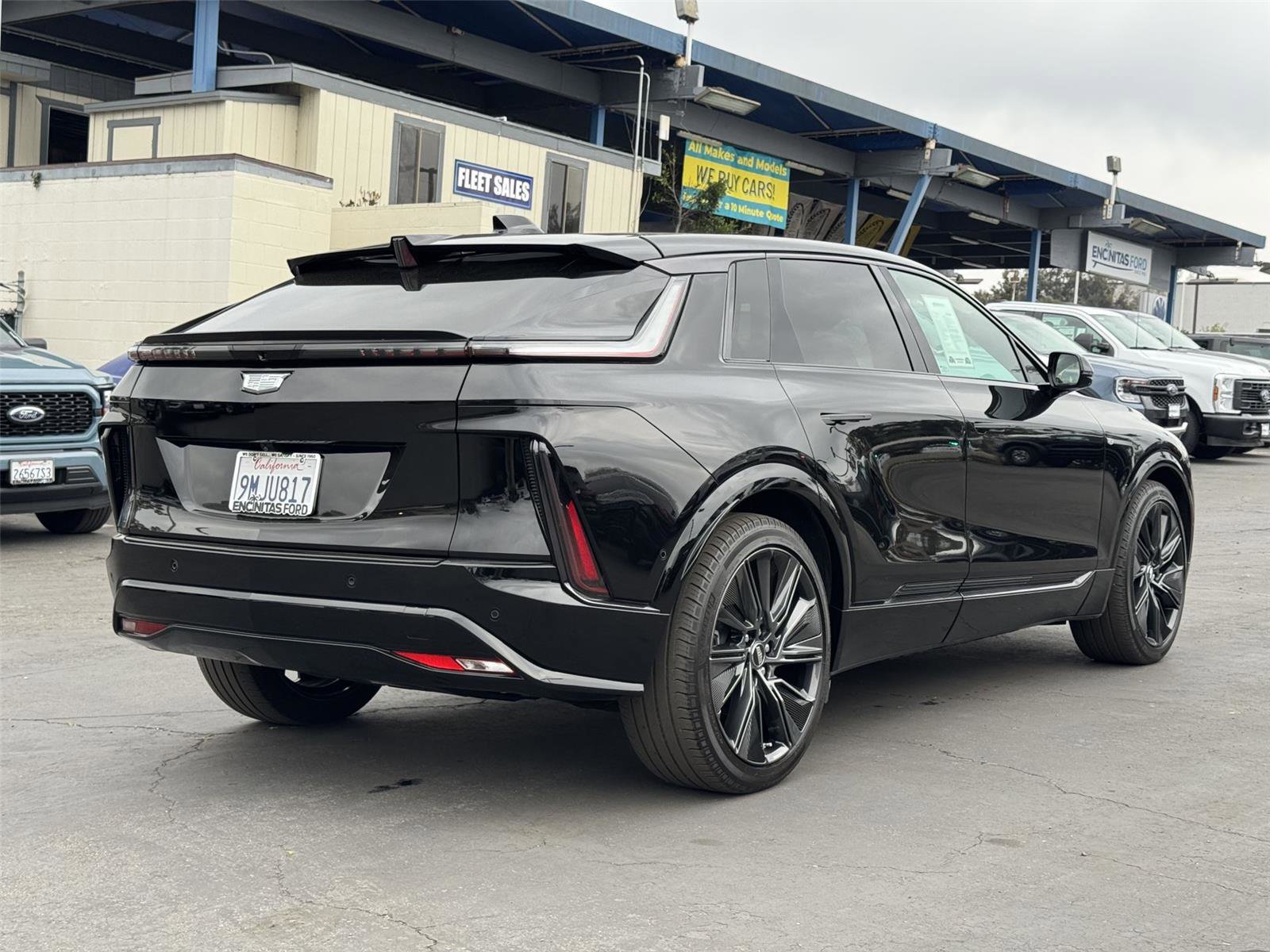 Used 2024 Cadillac Lyriq Sport image 8