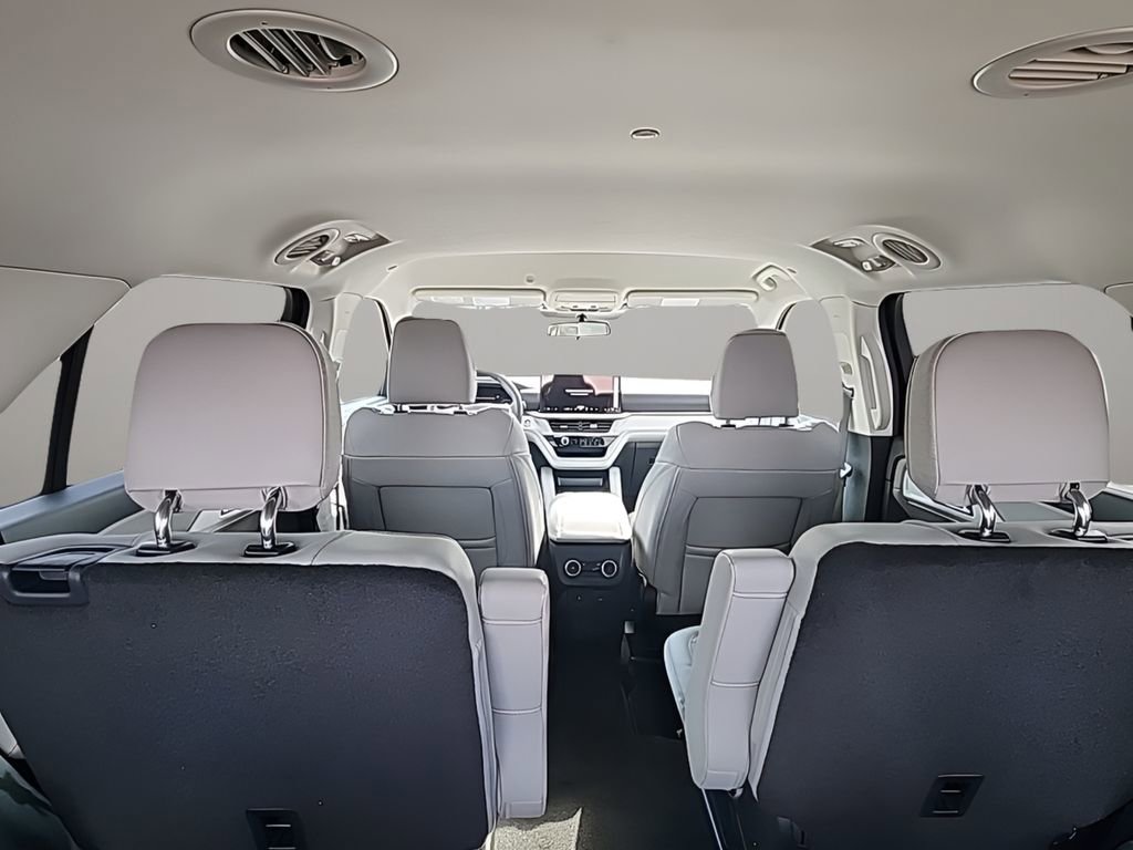 New 2026 Ford Explorer Active w/ Active Comfort Package image 10