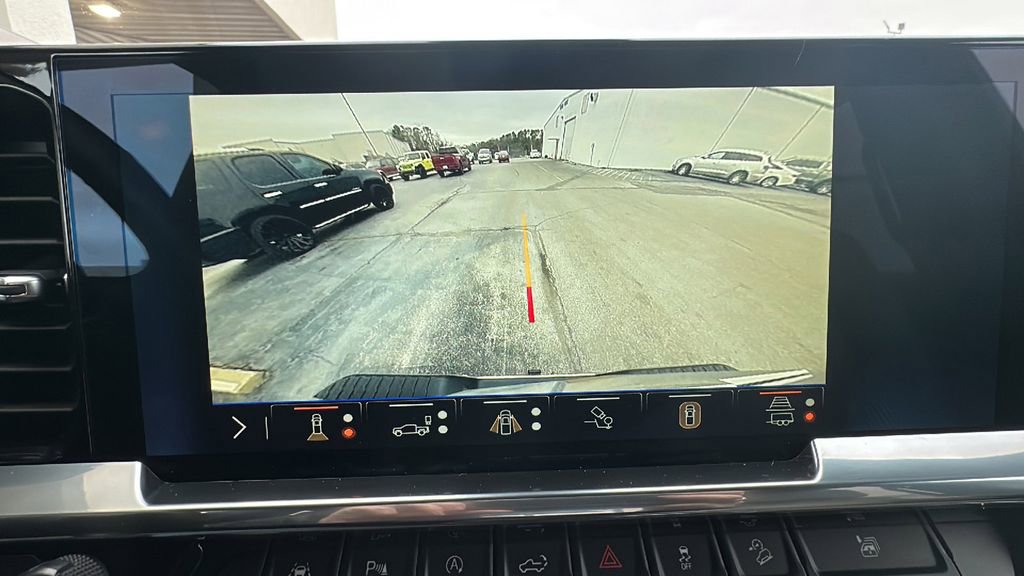 Used 2024 Chevrolet Silverado 1500 LT image 20