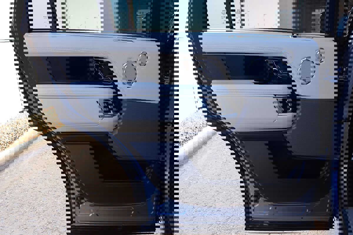 Used 2021 Land Rover Range Rover P525 Westminster Edition LWB image 59