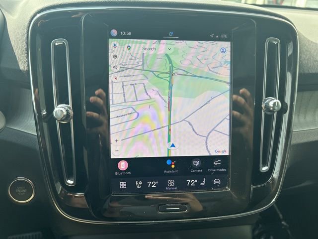 Certified 2025 Volvo XC40 B5 Plus image 22