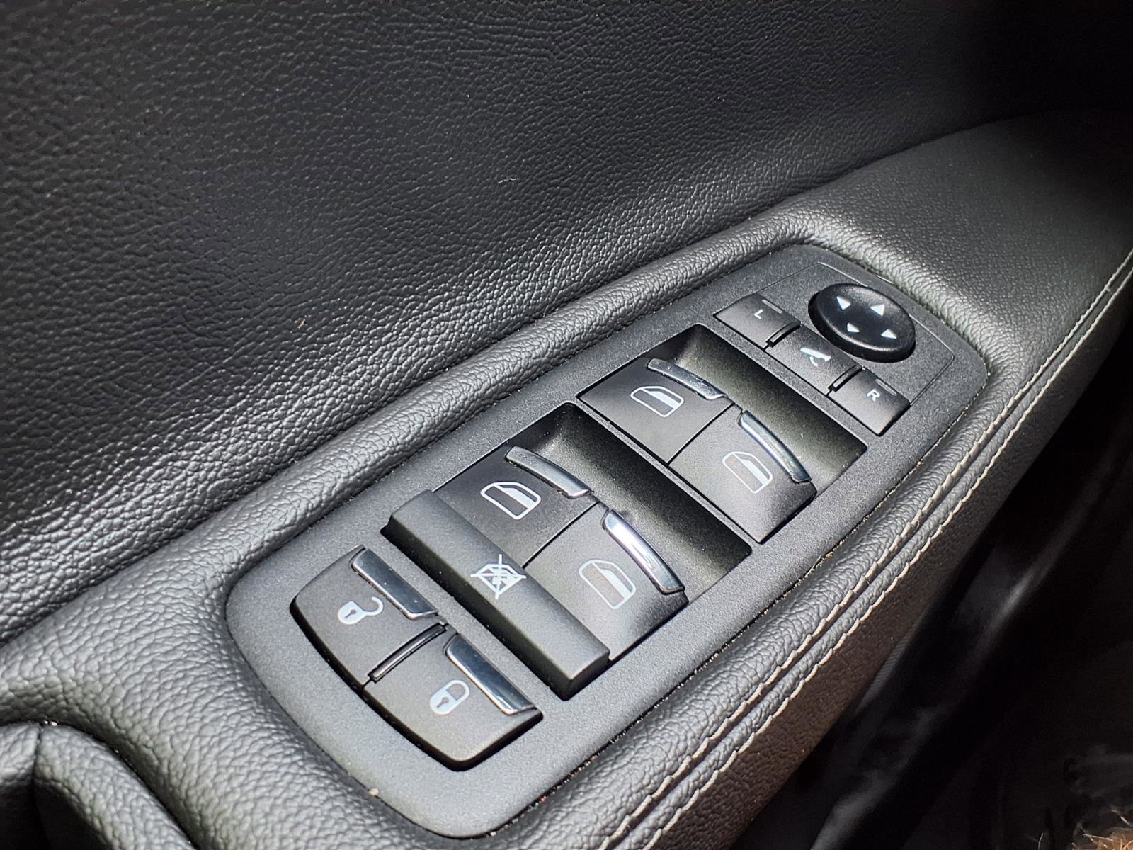 Used 2022 Maserati Ghibli Modena RWD image 12