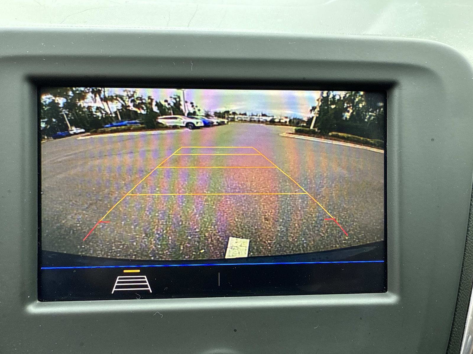 Used 2020 Chevrolet Equinox LT FWD image 23