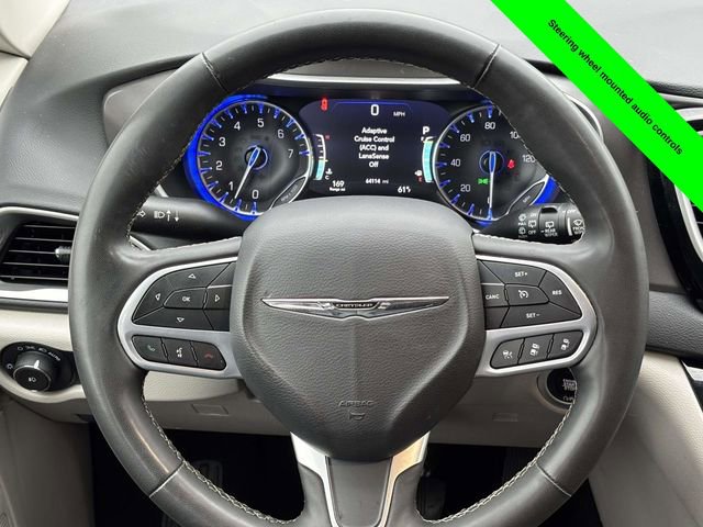 Used 2023 Chrysler Pacifica Touring-L FWD image 30