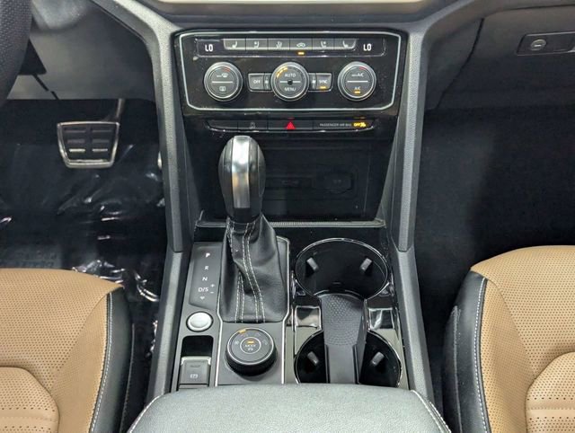 Used 2022 Volkswagen Atlas Cross Sport SEL Premium R-Line AWD/4WD image 13